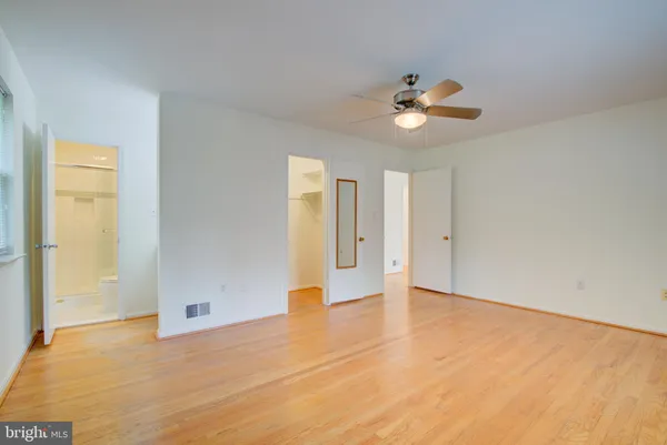 $2,900 | 11008 Saffold Way, Reston, VA 20190
