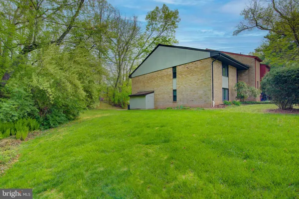 $2,900 | 11008 Saffold Way, Reston, VA 20190