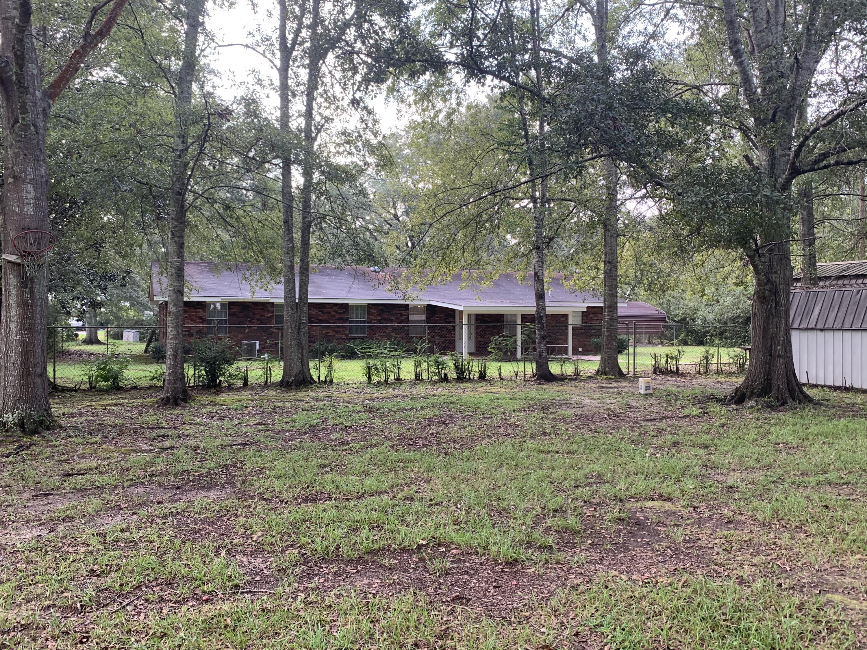 100 George Mitchell Road Carriere, MS 39426 - Photo 30 of 34 Photo Aug 31, 5 48 45 PM