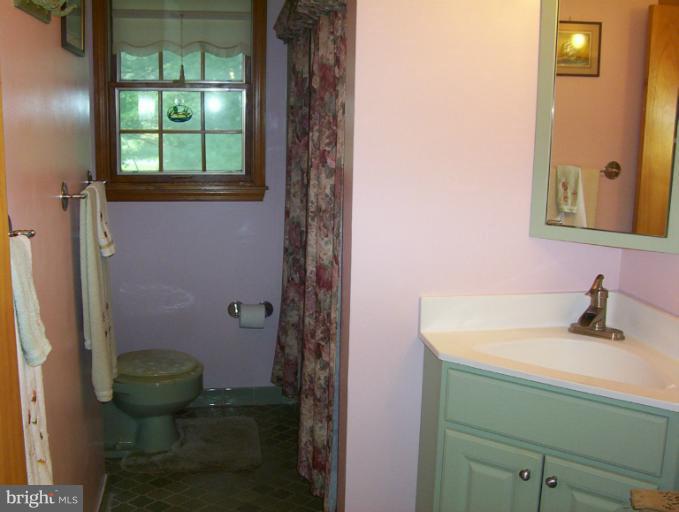 1924 Ednor Road Silver Spring, MD 20905 - Photo 23 of 30 Bath