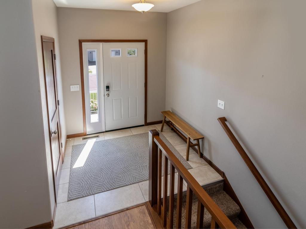 304 Tanager Road Mankato, MN 56001 - Photo 10 of 24 Gallery Image 10