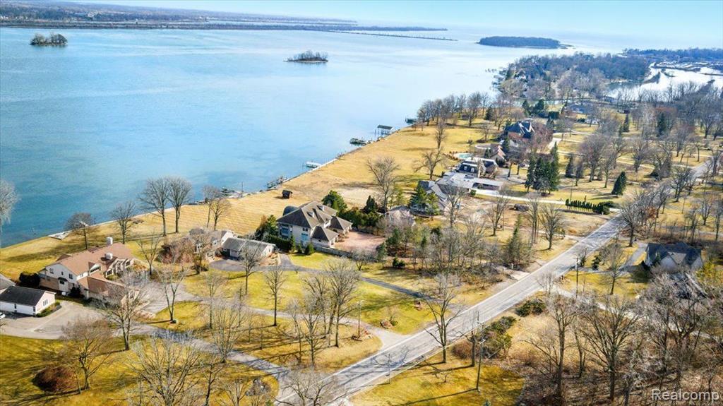 26705 East River Road Grosse Ile, MI 48138 - Photo 32 of 41 Gallery Image 32