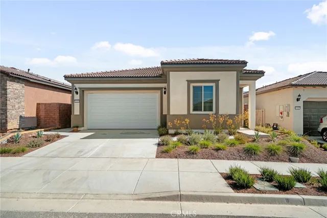 $3,200 | 11919 Greenpeak Street, Corona, CA 92883