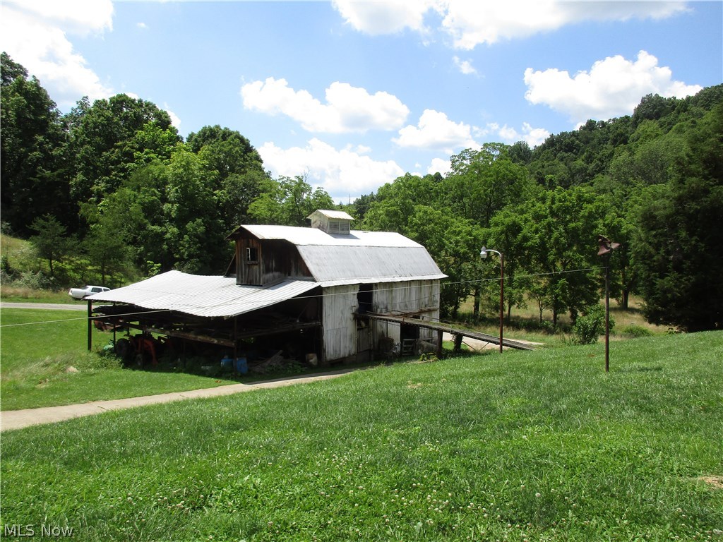 606 Bear Run Road Cairo, WV 26337 - Photo 3 of 8