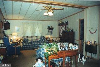 169 Crest Road Lebanon, PA 17042 - Photo 3 of 6 Gallery Image 3