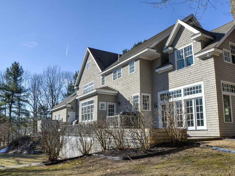 19 Stonegate Road Cape Elizabeth, ME 04107 - Photo 3 of 29 Exterior Back.