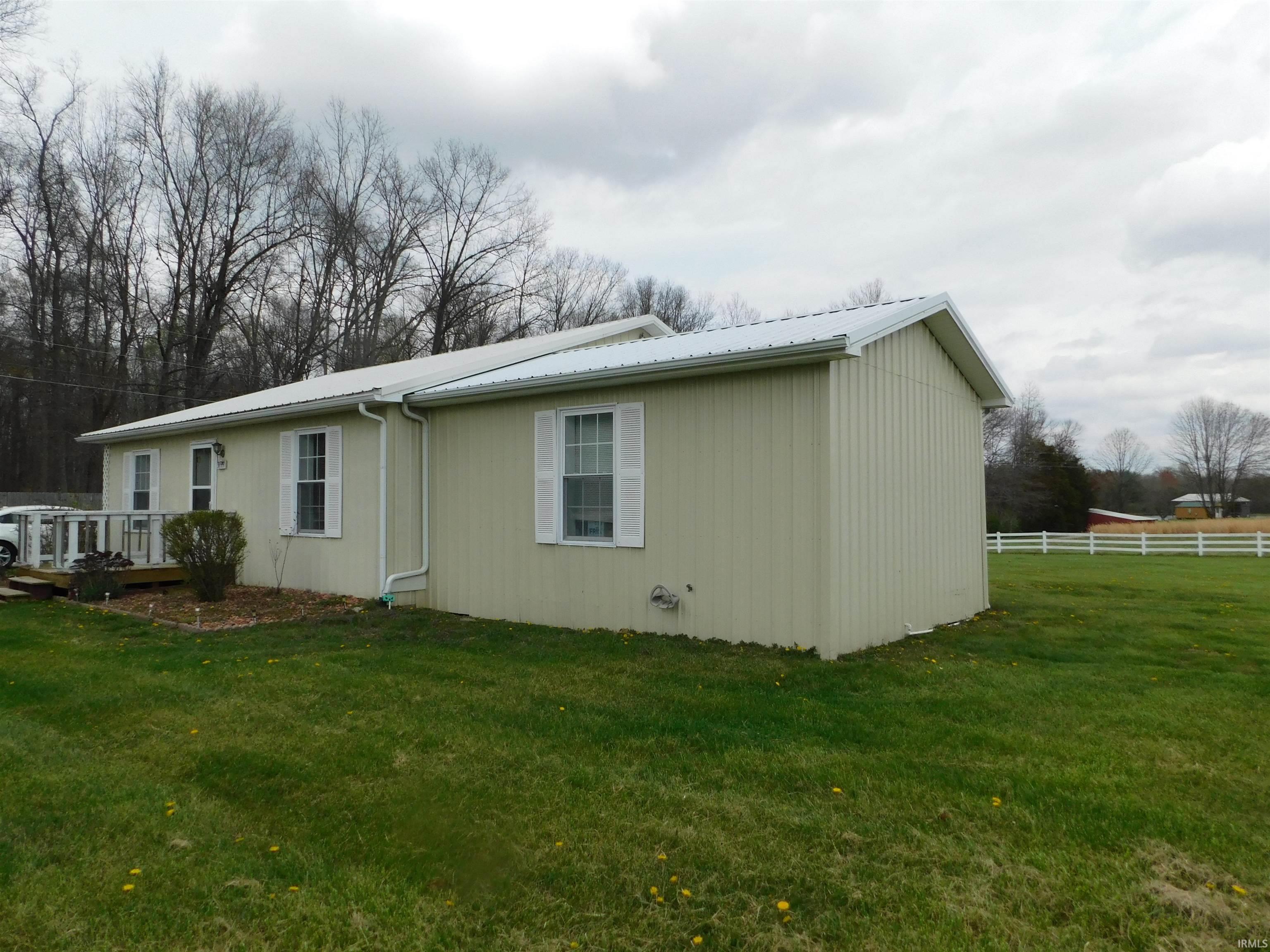 3199 South Boatman Road Scottsburg, IN 47170 - Photo 1 of 17 Gallery Image 1