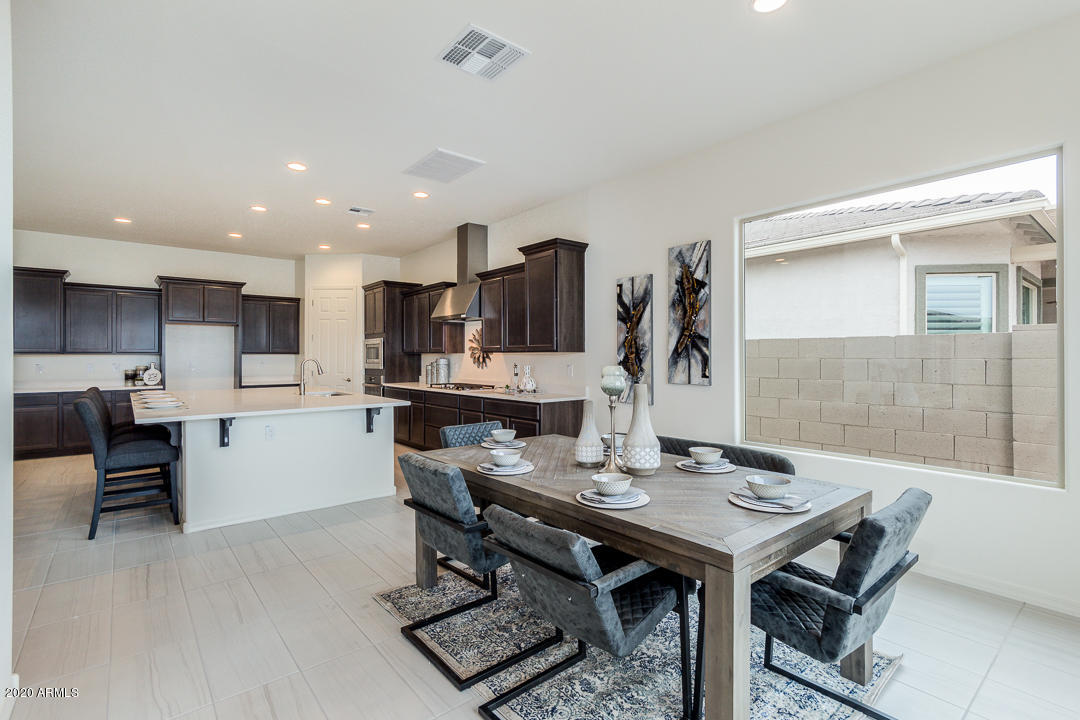 1121 East Kensington Road Gilbert, AZ 85297 - Photo 14 of 60 14-Kensington