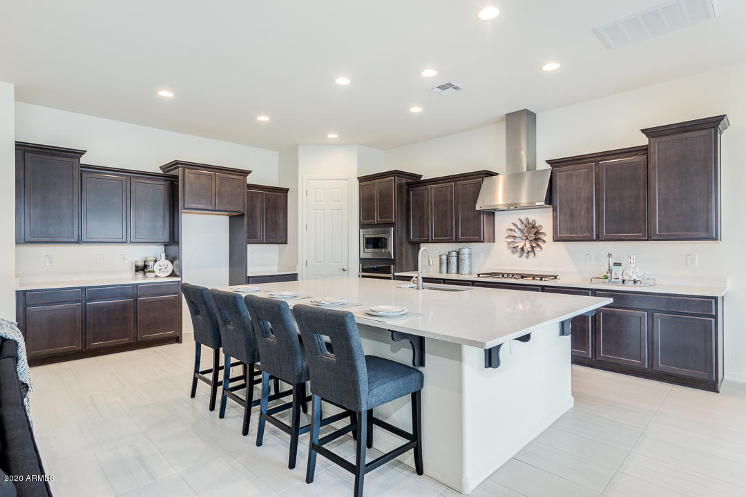 1121 East Kensington Road Gilbert, AZ 85297 - Photo 16 of 60 16-Kensington