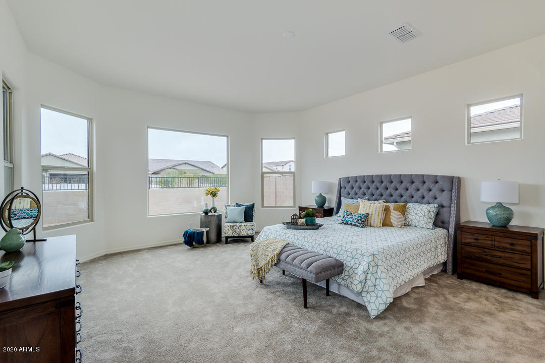 1121 East Kensington Road Gilbert, AZ 85297 - Photo 22 of 60 22-Kensington