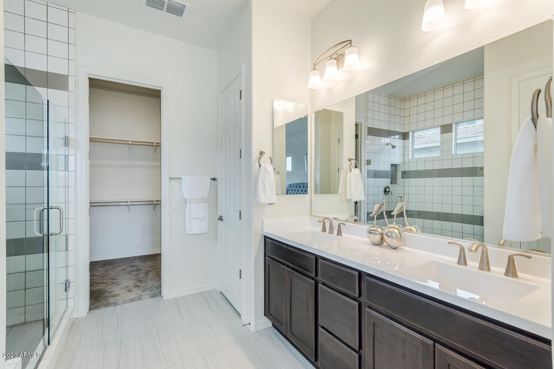 1121 East Kensington Road Gilbert, AZ 85297 - Photo 26 of 60 26-Kensington