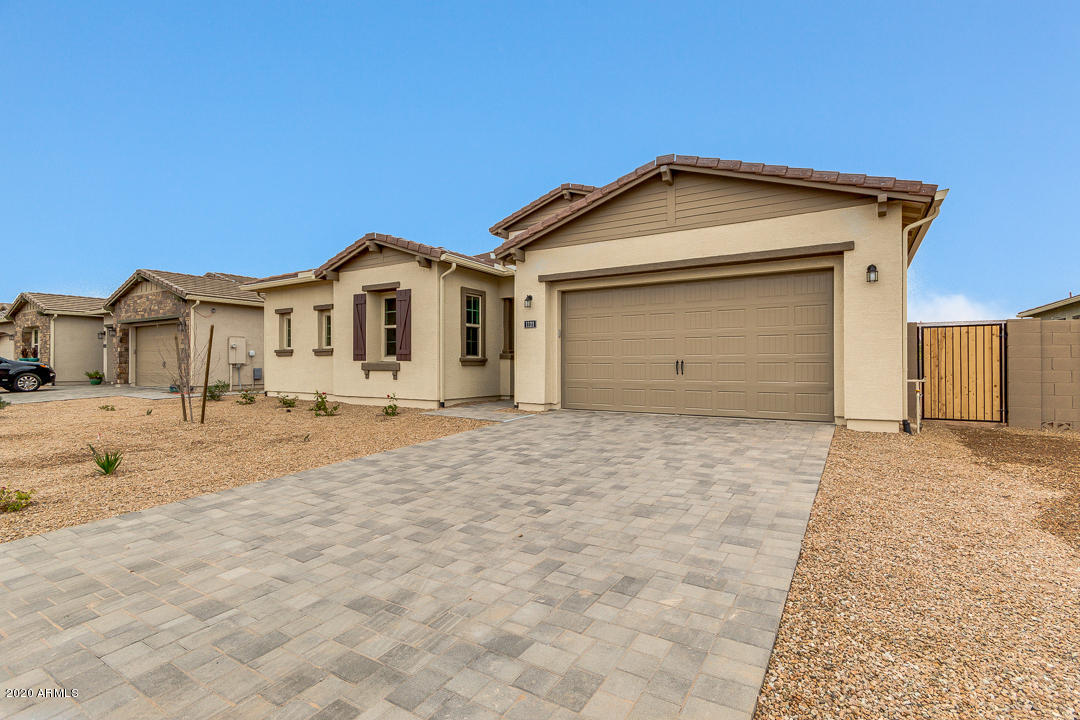 1121 East Kensington Road Gilbert, AZ 85297 - Photo 3 of 60 03-Kensington