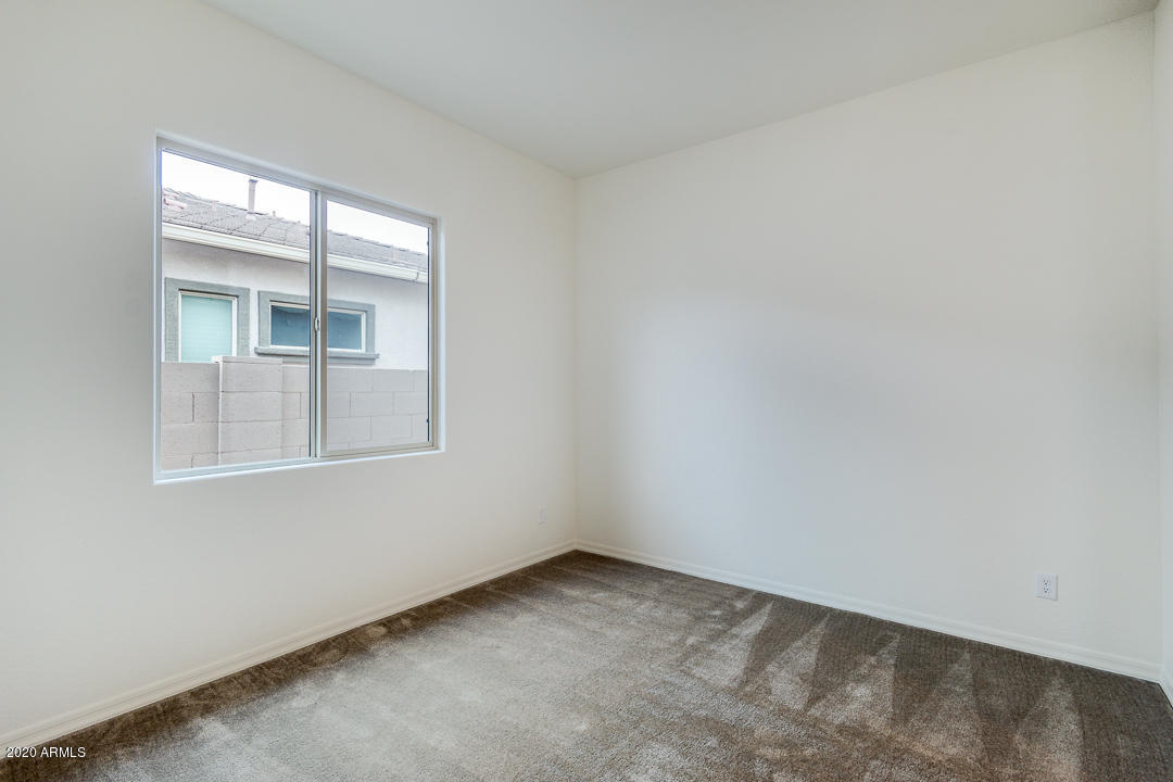 1121 East Kensington Road Gilbert, AZ 85297 - Photo 35 of 60 35-Kensington