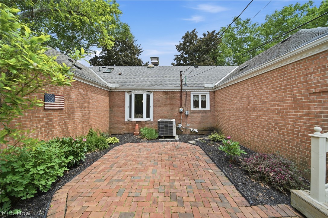 6118 Wiclif Road Northeast Canton, OH 44721 - Photo 40 of 48
