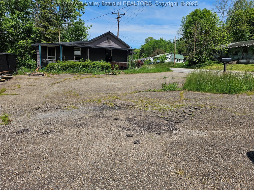 664 Charleston Road Point Pleasant, WV 25550 - Photo 12 of 14 Gallery Image 12