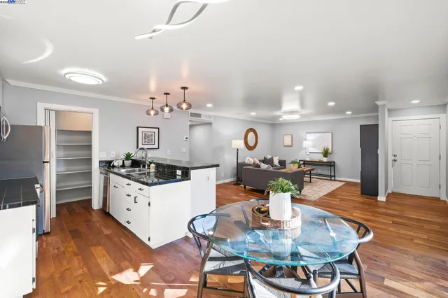 $488,000 | 9085 Alcosta Boulevard, Unit 334, San Ramon, CA 94583