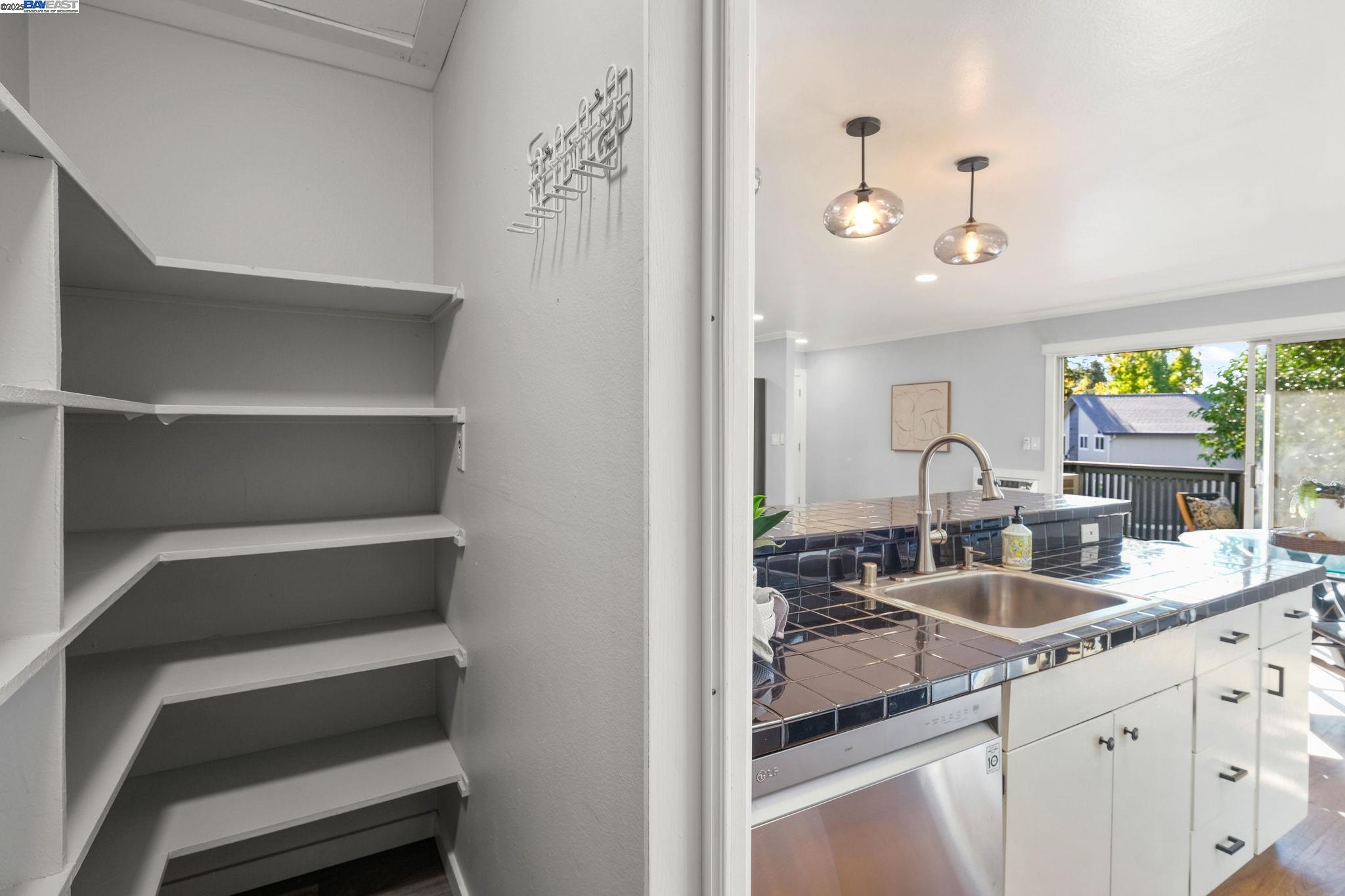 9085 Alcosta Boulevard, Unit 334 San Ramon, CA 94583 - Photo 14 of 28