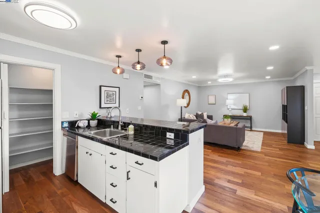 $488,000 | 9085 Alcosta Boulevard, Unit 334, San Ramon, CA 94583