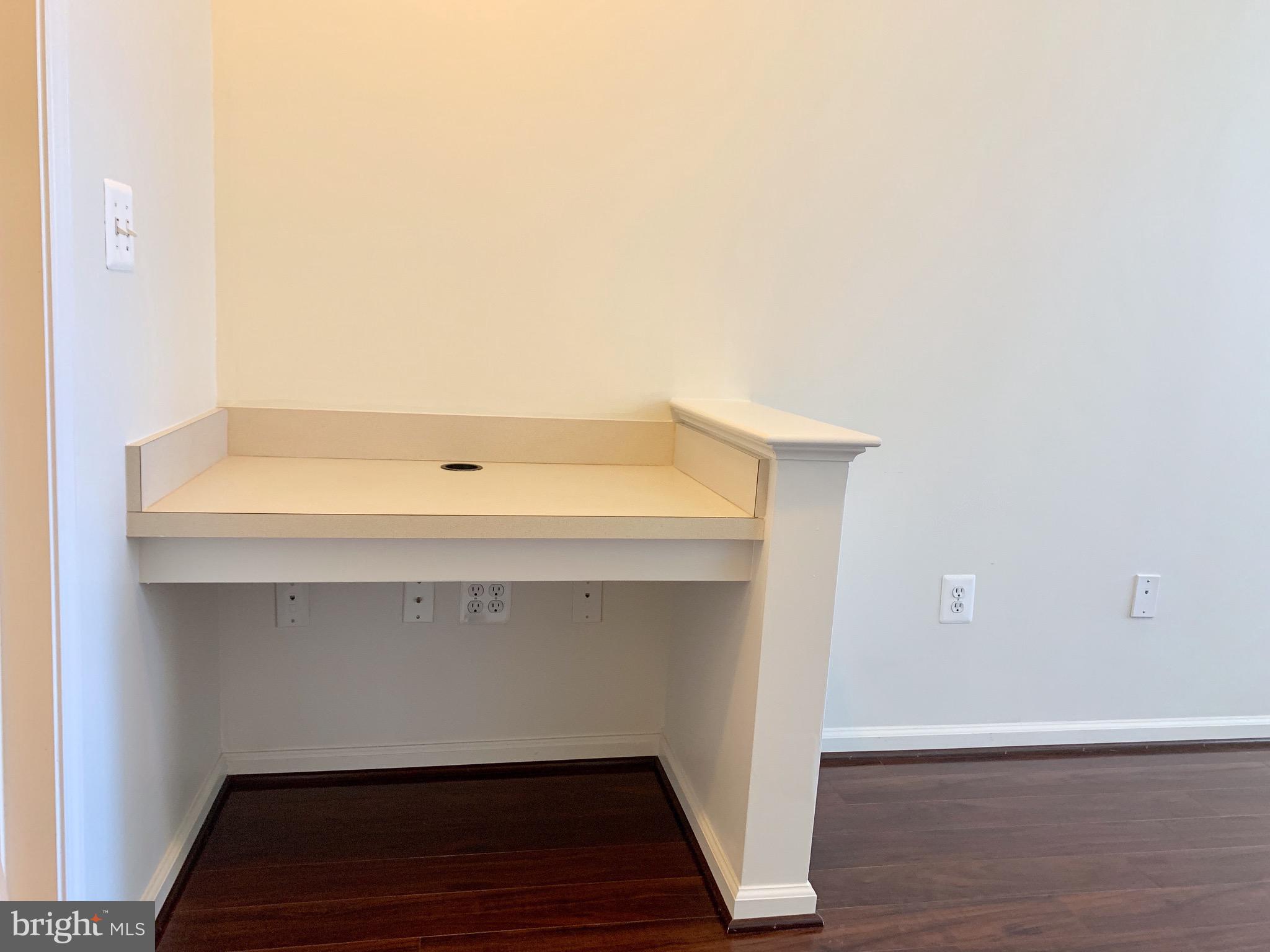 12001 Market Street, Unit 261 Reston, VA 20190 - Photo 11 of 24 built-in computer desk