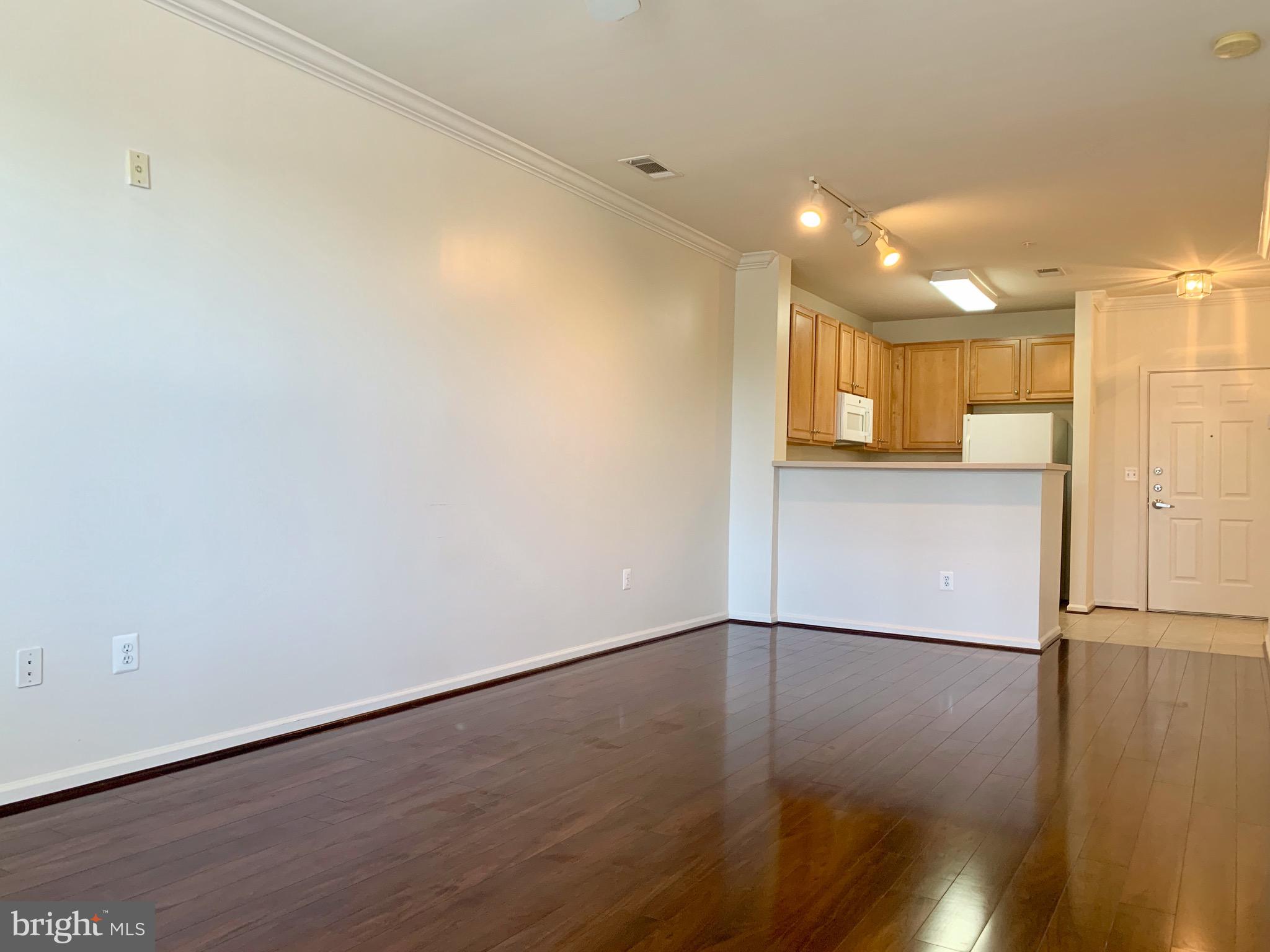 12001 Market Street, Unit 261 Reston, VA 20190 - Photo 23 of 24 open floor plan