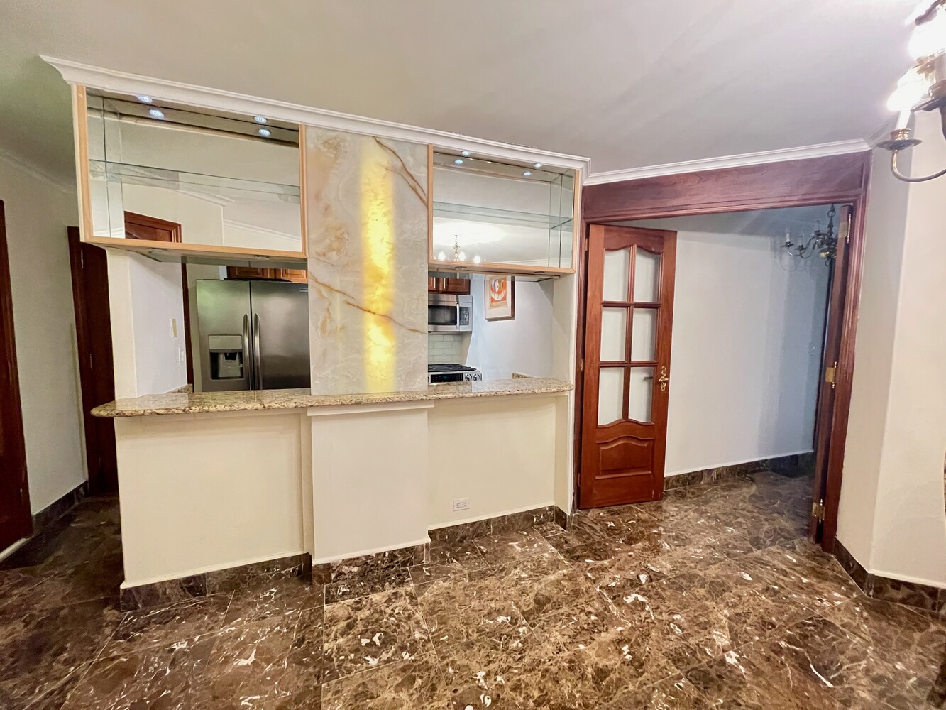 330 East 38th Street, Unit 5K Manhattan, NY 10016 - Photo 5 of 23