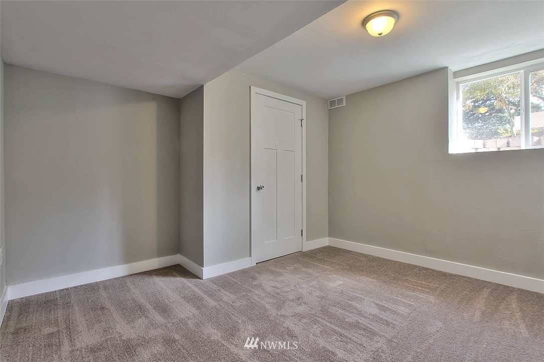 2307 Lowell Road Everett, WA 98203 - Photo 19 of 25