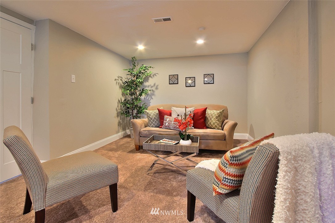 2307 Lowell Road Everett, WA 98203 - Photo 21 of 25
