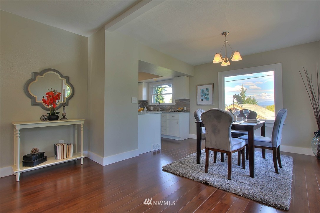2307 Lowell Road Everett, WA 98203 - Photo 8 of 25