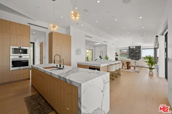 $8,995,000 | 1565 Vía Leon, Palos Verdes Estates, CA 90274