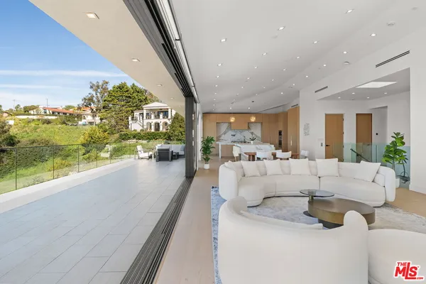$8,995,000 | 1565 Vía Leon, Palos Verdes Estates, CA 90274