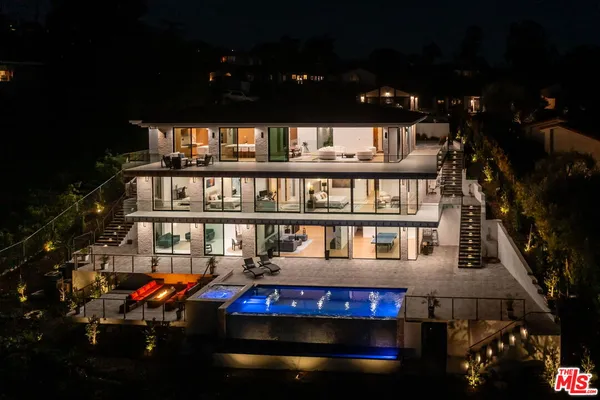 $8,995,000 | 1565 Vía Leon, Palos Verdes Estates, CA 90274