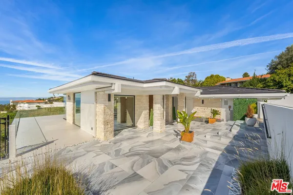 $8,995,000 | 1565 Vía Leon, Palos Verdes Estates, CA 90274
