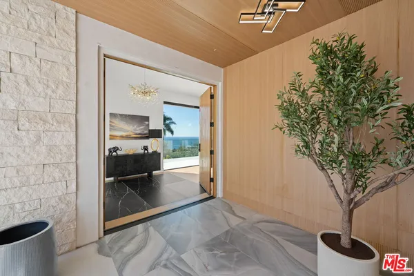 $8,995,000 | 1565 Vía Leon, Palos Verdes Estates, CA 90274