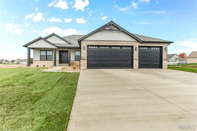$498,900 | 6 Grant Court, Troy, IL 62294