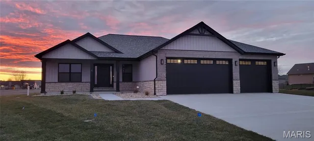 $498,900 | 6 Grant Court, Troy, IL 62294