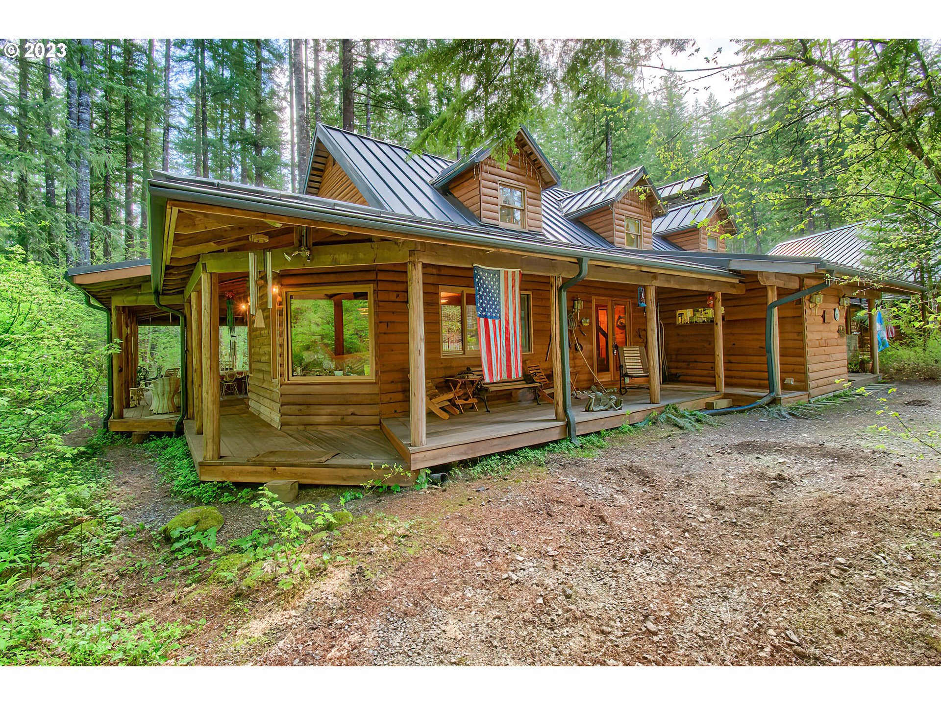 52 Summer Road Carson, WA 98610 - Photo 3 of 48 Gallery Image 3
