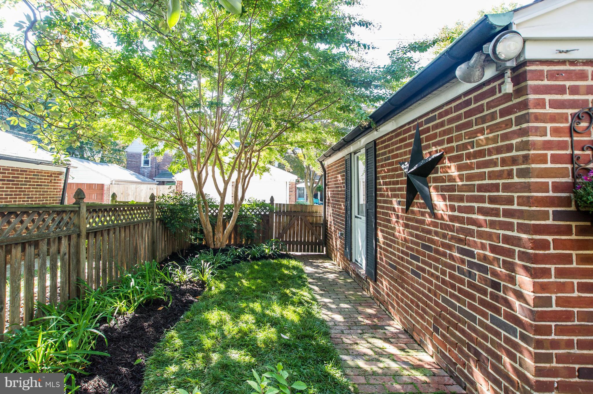 415 Dunkirk Road Baltimore, MD 21212 - Photo 22 of 25 Exterior (Rear)