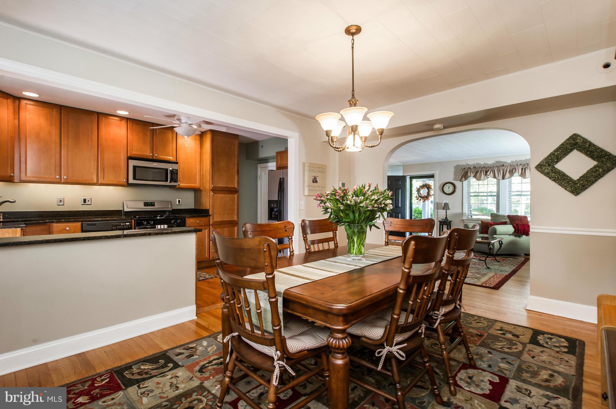 415 Dunkirk Road Baltimore, MD 21212 - Photo 10 of 25 Dining Room