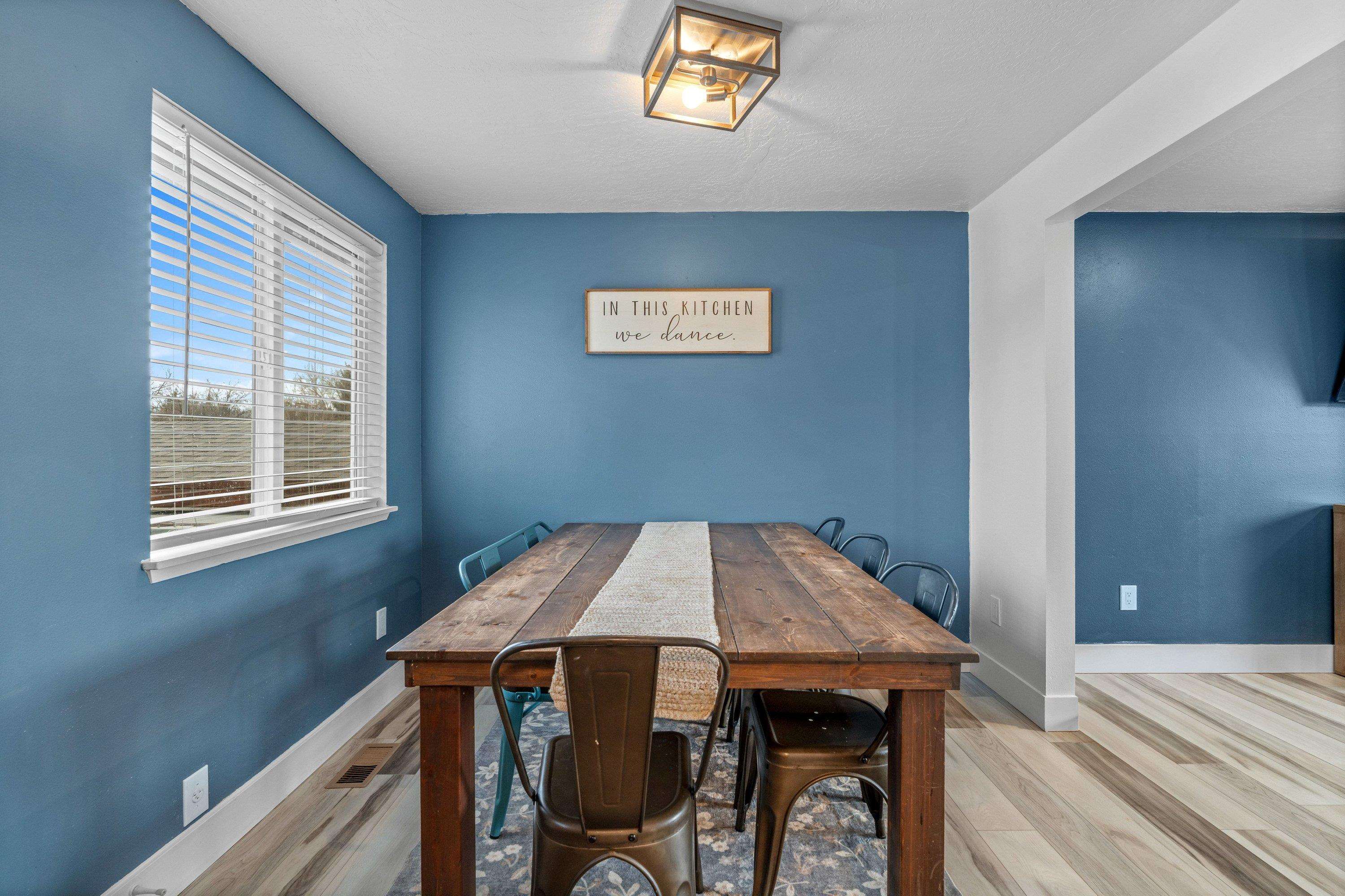 3006 South Morrow Road Spokane Valley, WA 99216 - Photo 5 of 16