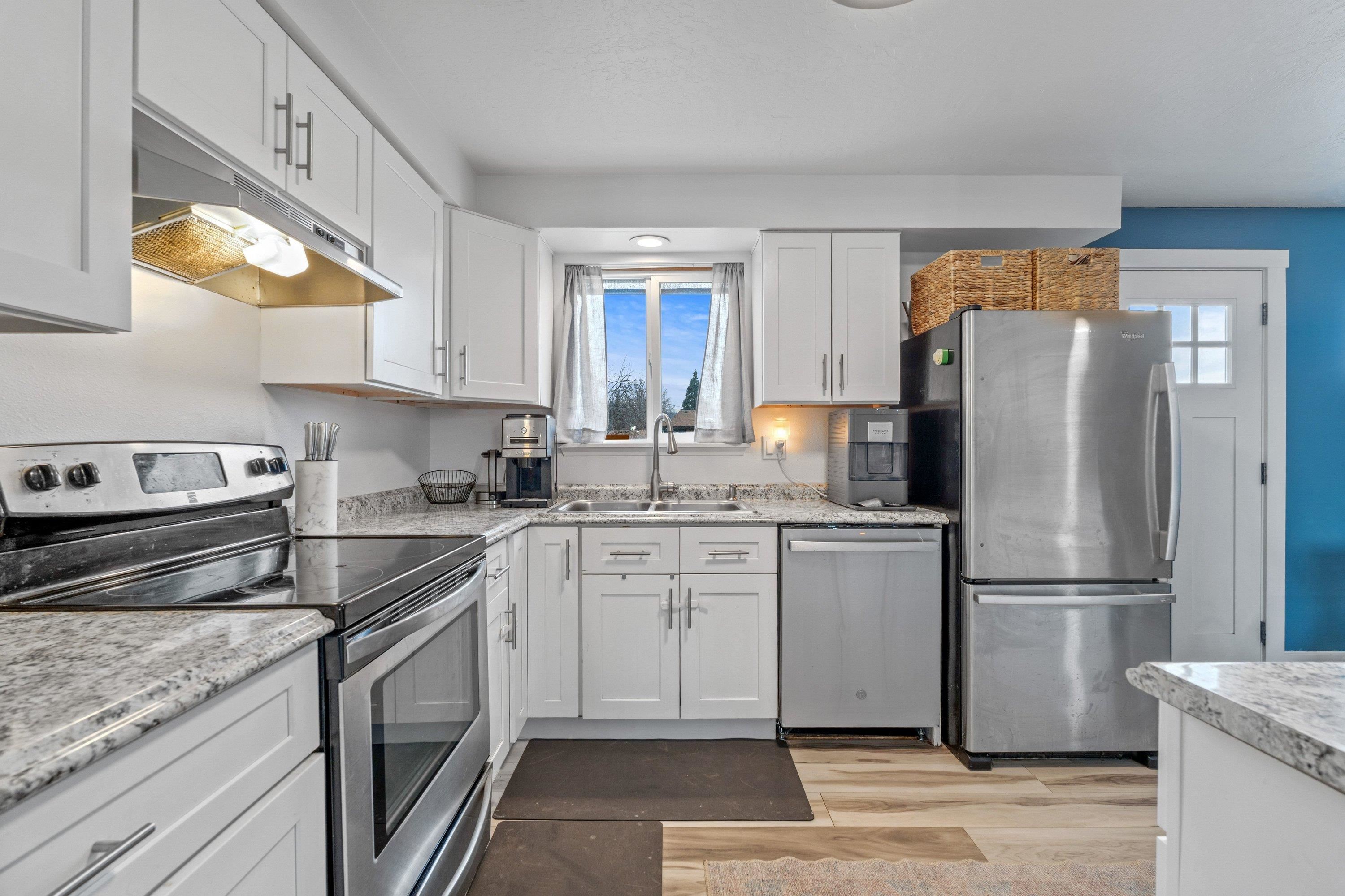 3006 South Morrow Road Spokane Valley, WA 99216 - Photo 6 of 16