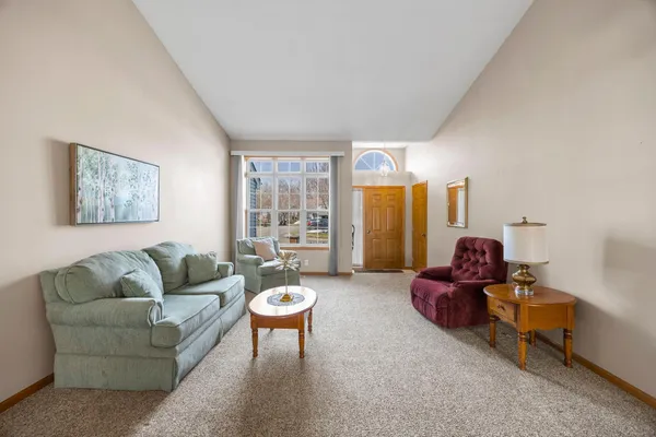$274,900 | 335 Creekside Drive, Buffalo, MN 55313