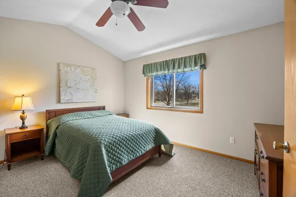 $274,900 | 335 Creekside Drive, Buffalo, MN 55313
