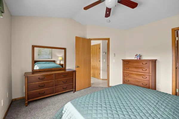 $274,900 | 335 Creekside Drive, Buffalo, MN 55313