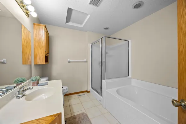 $274,900 | 335 Creekside Drive, Buffalo, MN 55313