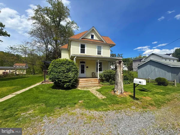 $244,999 | 40 Maple Lane, Berkeley Springs, WV 25411