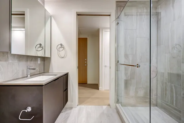 $3,400 | 44 East Avenue, Unit 2511, Austin, TX 78701