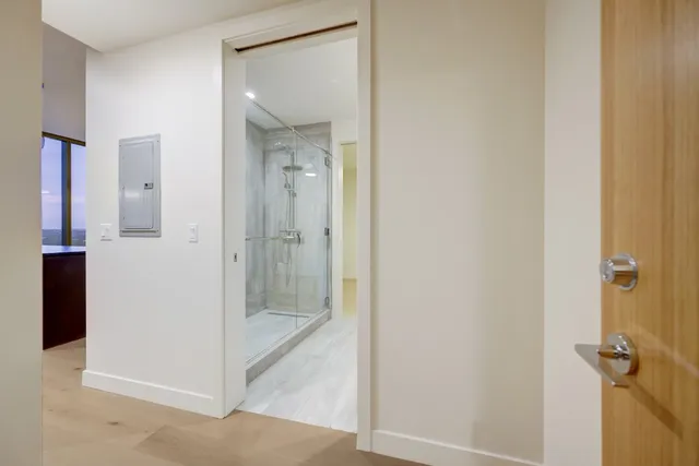 $3,400 | 44 East Avenue, Unit 2511, Austin, TX 78701