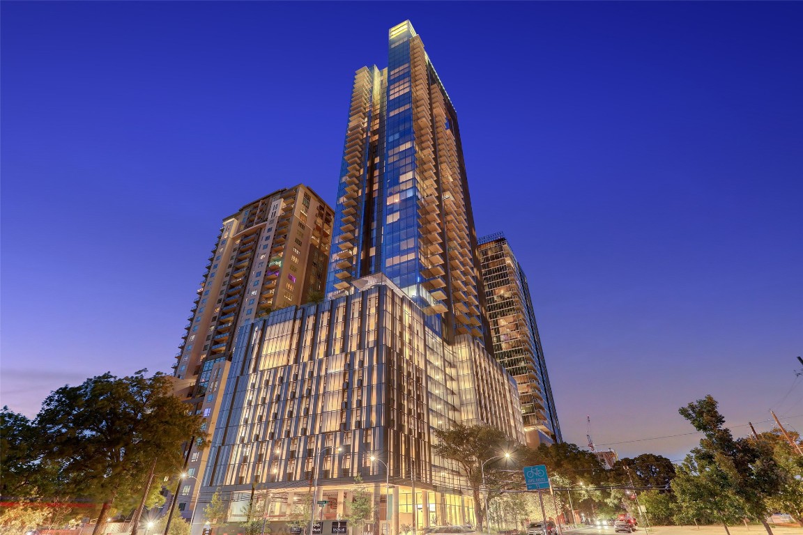 44 East Avenue, Unit 2511 Austin, TX 78701 - Photo 29 of 40