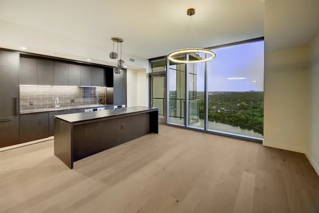 $3,400 | 44 East Avenue, Unit 2511, Austin, TX 78701