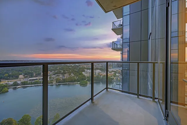$3,400 | 44 East Avenue, Unit 2511, Austin, TX 78701